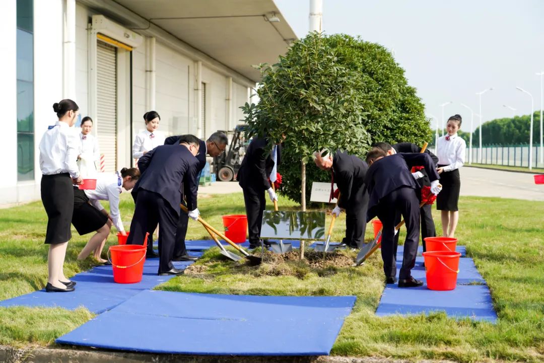 amjs澳金沙门精密与川崎重工合资子公司——艾崎精密机械（苏州）有限公司开业典礼隆重举行